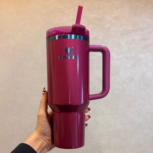Stanley Fuchsia Travel Mug with Handle